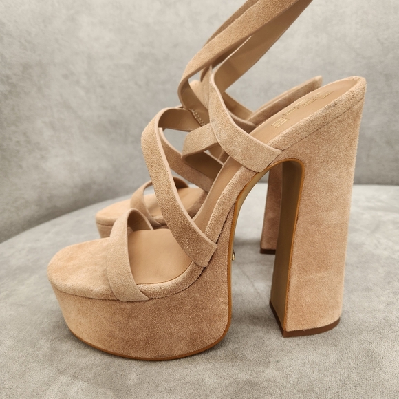 Gianni Bini Platform Sandals 11 Nude Cream Suede Margee Chunky Heels Y2K New$110 - Picture 4 of 13